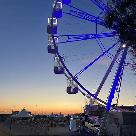 Azzurro Luxury Butique